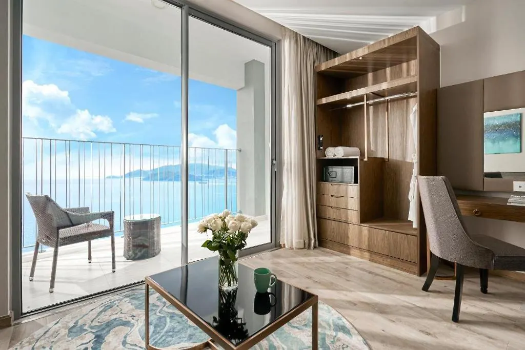 Panorama Condotel By Hlg 나트랑 5*,  베트남