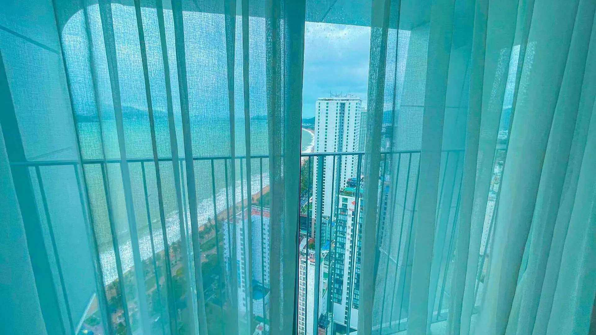 아파트호텔 Panorama Condotel By Hlg 나트랑